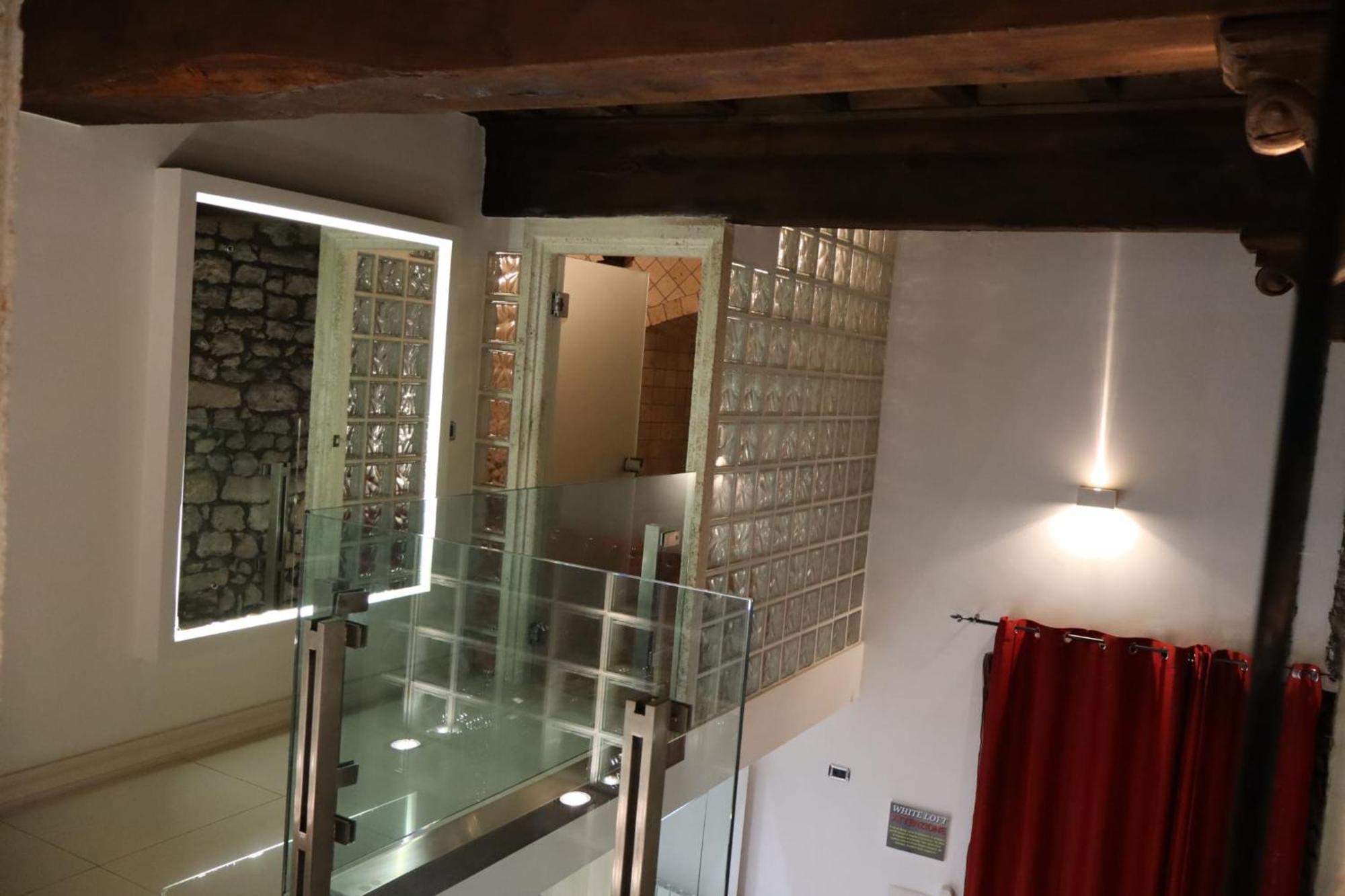 White Loft & Spa วิแตร์โบ ภายนอก รูปภาพ